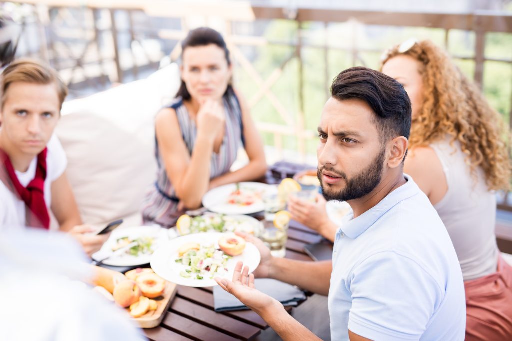 Signs You Are Dating A Narcissist Complaining about food